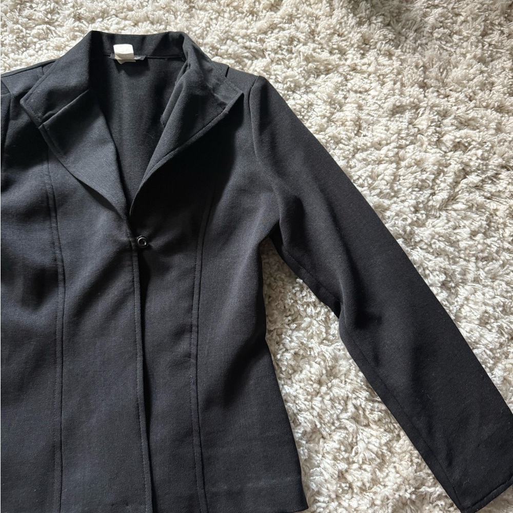 Sophisticated Women's Black Blazer - Picture 2 of 5